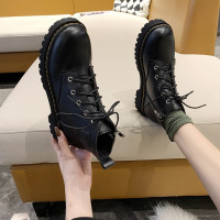 枫述英伦风马丁靴女潮ins酷2021年新款春秋单靴网红百搭帅气机车短靴