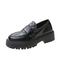 枫述加绒小皮鞋女冬季英伦风厚底女鞋子2021年新款漆皮网红豆豆鞋