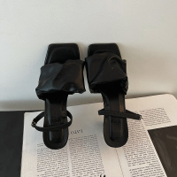 枫述仙女风时尚高跟鞋女2022春夏新款黑色气质方头小众简约一字扣凉鞋