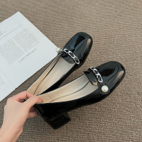 枫述珍珠单鞋女2022年春夏新款方头时尚女人气质高跟鞋复古链条小皮鞋