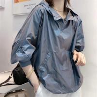 欧州站2021早春新款欧美风连帽套头大口袋亚光薄料防晒服冲锋衣女