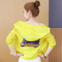 防晒风衣服女士2021夏季新款防紫外线透气皮肤衫初中生薄款短外套