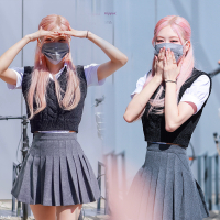 枫述rose朴彩英同款学院风纯色针织马甲百搭学生美式短款叠穿背心上衣