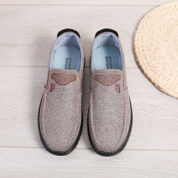 春季男休闲鞋中年爸爸开车鞋百搭软底防滑透气老北京布鞋新款男鞋