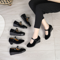 老北京布鞋女黑色中跟软底工作布鞋厚底坡跟妈妈防滑酒店上班女鞋