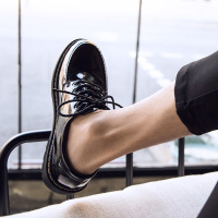 春季英伦小皮鞋男韩版潮黑色亮皮男鞋发型师学生青年帅气休闲潮鞋