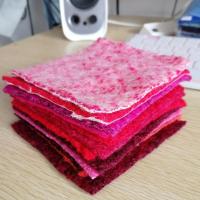 9*9cm圈圈呢布样 毛料布组羊驼绒手掌样 黄绿色系8色小样 红色 一包8片样布