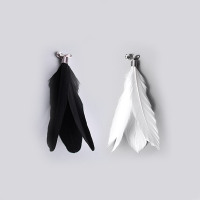 伸缩逗猫棒长杆羽毛铃铛仙女耐咬猫玩具自嗨逗猫替换头猫咪用品 羽毛替换头[1白1黑]