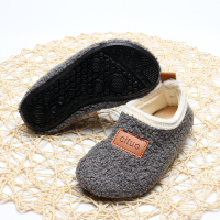 地板鞋宝宝室内软底秋冬加绒加厚地板袜儿童防滑学步袜鞋小孩早教 灰色 泰迪绒 23-24码内长12.8cm