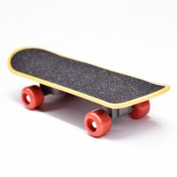 虎皮牡丹鹦鹉玩具滑板车 鹦鹉益智训练玩具 脚抓磨爪板 训鸟工具 中小型鹦鹉磨砂滑板玩具