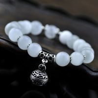 猫眼石水晶手链女学生韩版百搭欧美风小狮子手链反光情侣手环男 猫眼石手链