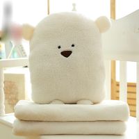 卡通可爱动物龙猫抱枕被子两用暖手办公室午睡毯子靠垫腰靠汽车 米白方熊 三用空调毯大号1*1.7米