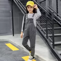 女童牛仔裤套装韩版春秋新款洋气女中童背带裤宽松儿童黑色小脚裤 黑色牛仔背带裤 110
