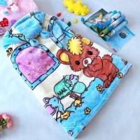 婴儿抱被新生儿多功能睡袋防踢被秋冬季外出包被宝宝拉链披风斗篷 浅蓝奶白小浣熊(升级版双向拉链 连帽105cm