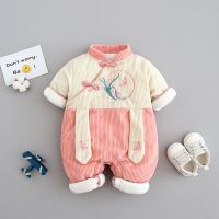 女婴连体衣冬新生儿衣服哈衣满月宝宝外出拜年服中国风汉服唐装装 古典蝴蝶双飞汉服 米+粉色 66