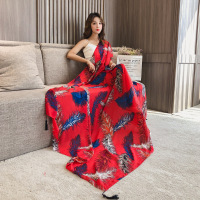 雪纺丝巾女秋季披肩韩版百搭海边沙滩巾出游度假围巾两用防晒纱巾 X-红底羽毛