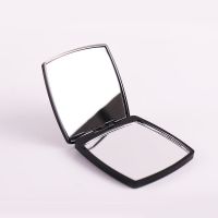 随身翻盖镜子宿舍化妆放大镜子网红迷你便携随身镜小号手持折叠镜 3CE折叠镜 黑色