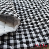 加厚绗棉布料夹棉面料服装里布复合绗缝压缩里衬行棉内衬布料 黑白棉布格