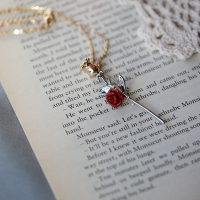 小王子的玫瑰花温柔气质立体玫瑰花胸针项链复古别针西装配饰礼物 玫瑰花项链一条(长45cm)