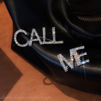 高级感字母胸针ins潮网红时尚个性百搭别针配饰高档大气衣服扣针 字母镶钻胸针