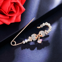 可爱俏皮小鱼防走光胸针女爱心仿水晶流苏外套毛衣大别针扣针开衫 亲吻鱼