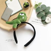 ins网红个性毛绒小恐龙卡通胸针男女包装饰配饰胸针可爱日系品 绿色恐龙发箍