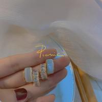 925银针韩国东大门个性双层猫眼石耳环几何锆石耳坠时尚新款耳饰 A0428双C猫眼-银针