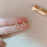 三角形耳钉女925纯银耳针精致高级感锆石耳环韩国气质网红耳饰女 925银耳针一对