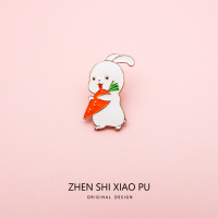 抱胡萝卜的小兔子胸针可爱日系闺蜜徽章女ins潮个性别针领针配饰 抱胡萝卜兔子