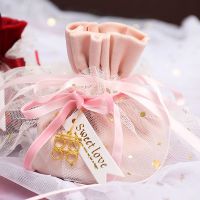 婚礼绒布喜糖袋结婚喜糖盒创意丝绒伴手礼袋ins风纱裙糖果手提袋 梦幻粉袋+星星纱+喜字+卡片 5个装