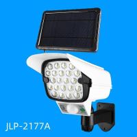 仿真监控太阳能感应灯天黑自动亮照明灯户外防水农村遥控感应路灯 新分体式室内66灯珠[带遥控]