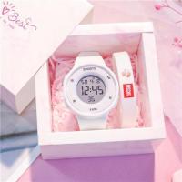 闹钟手表女学生高中生韩版简约ins风森系学院风糖果马卡龙电子表 白色 (手表+粉礼盒+M字雏菊手环白)