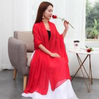 丝巾女百搭春秋围巾薄款围脖空调房外搭披肩沙滩巾妈妈款中年送礼 大红