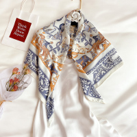 小丝巾女大方巾夏季夏护颈椎脖子洋气装饰披肩防晒纱巾薄款90围巾 米白(奇妙花园)