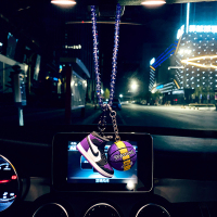 创意aj鞋模水晶汽车挂件 迷你3D立体篮球鞋汽车室内篮nba球挂饰潮 紫色+湖人篮球