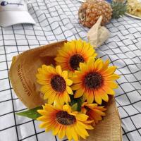 向日葵仿真花小清新手捧花jk洛丽塔摄影拍照道具花婚庆假花饰品 一扎5支+报纸一张 送丝带