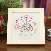 学生手工刺绣diy材料包套件初学新手制作布艺简单立体丝带绣挂画 刺猬的表白（非成品）+竹绣绷+原木色画框（小）