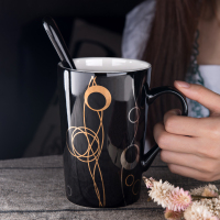 创意陶瓷杯子简约水杯家用大容量马克杯带盖勺个性潮流咖啡杯茶杯 小蛮腰真金烤花版
