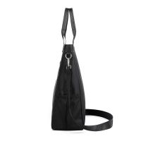 男士包包大容量休闲竖款斜挎单肩包手提包商务休闲出差旅行电脑包 黑色 大号可放15.6寸电脑