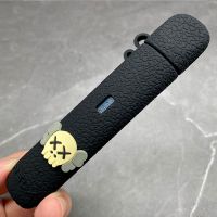 relx5代幻影悦刻五代保护套悦客烟杆皮套锐克约克悦克硅胶烟套壳 五代 黑色kaws 赠挂绳