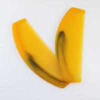 精品牛筋折不断牛筋梳 造型梳梳子 塑料牛角梳子 两把梳子