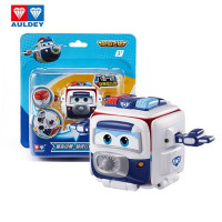 奥迪双钻趣变包裹-超级飞侠