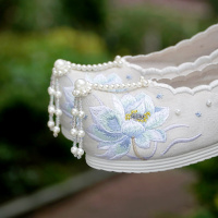 婕秘春季新款搭配古风汉服的鞋子女绣花鞋内增高弓鞋翘头古装布鞋学生