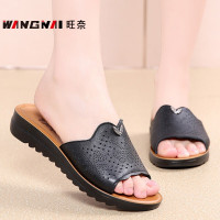 旺奈夏季凉鞋女式平底拖鞋牛皮平跟中年妈妈凉拖鞋真皮软底皮鞋女防滑中老年鞋子女软面皮大码4143新款
