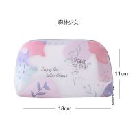 新款化妆品2021ins便携少女心化妆大容量风可爱洗漱包包女收纳袋 森林#少女/长18*宽7*高11cm