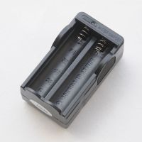 环高18650锂电池精准自停双槽座充 强光手电筒3.7v智能充电器