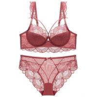 夏季性感蕾丝薄款半透明胸罩内衣女调整型收副乳大码聚拢文胸套装 红色 32/70A+S码内裤