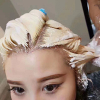 [优选好货]染发潮色专用褪色粉毛白剂头发打底漂白改色膏黑改转色宝不伤发