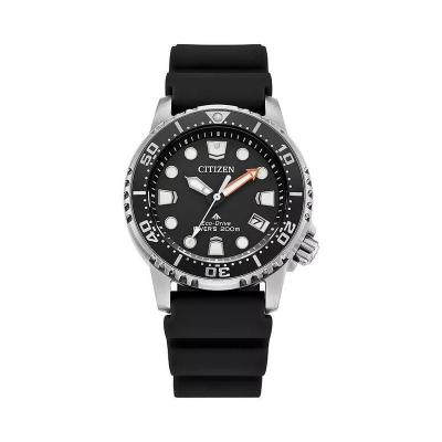 西铁城(Citizen) 光动能 Promaster 潜水腕表时尚经典 36.5 毫米女士石英手表