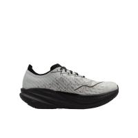 Hoka One One跑步鞋男透气材料耐用工艺能量反馈路面适应性